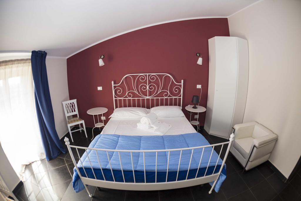 Hotel Ascot Caianello Habitación foto