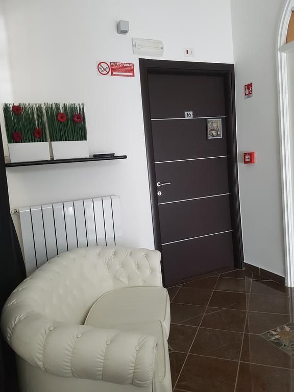 Hotel Ascot Caianello Exterior foto