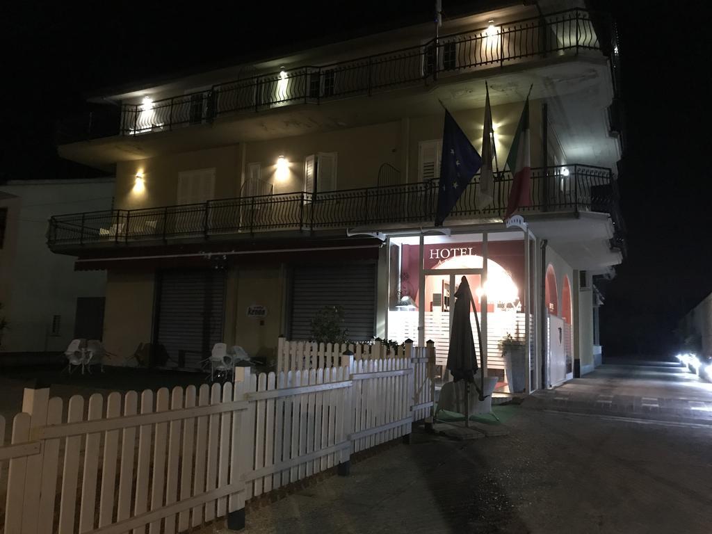 Hotel Ascot Caianello Exterior foto